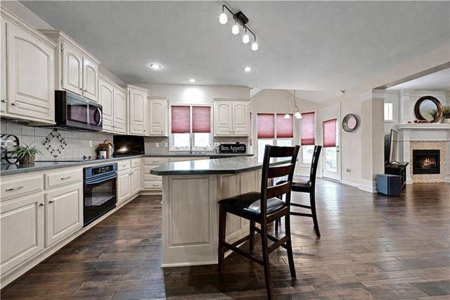 24012 Augusta Court, Paola, KS 66071