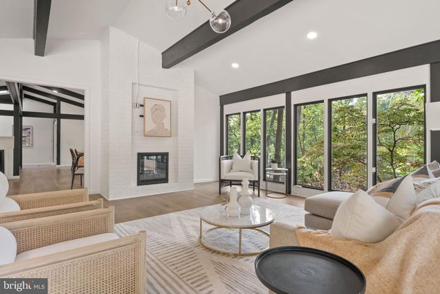 1335 N PEGRAM ST N, Alexandria, VA 22304