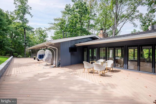 1335 N PEGRAM ST N, Alexandria, VA 22304