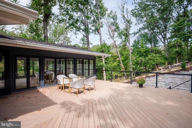 1335 N PEGRAM ST N, Alexandria, VA 22304