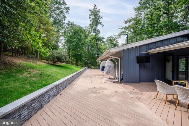 1335 N PEGRAM ST N, Alexandria, VA 22304