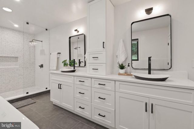 1335 N PEGRAM ST N, Alexandria, VA 22304