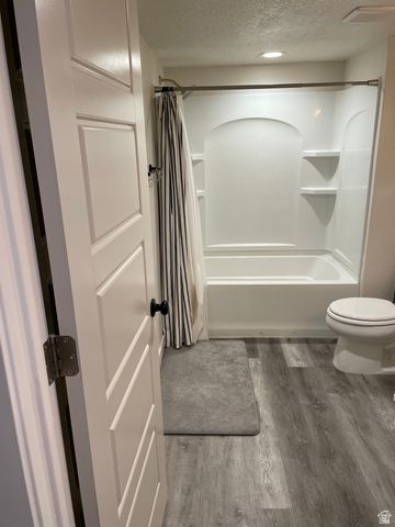 1372 W 400 S, Syracuse, UT 84075