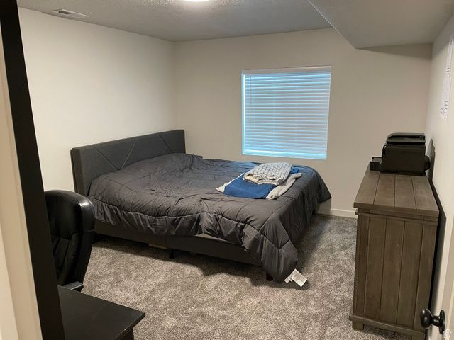 1372 W 400 S, Syracuse, UT 84075