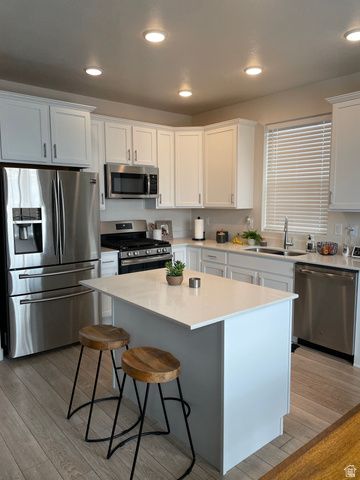 1372 W 400 S, Syracuse, UT 84075