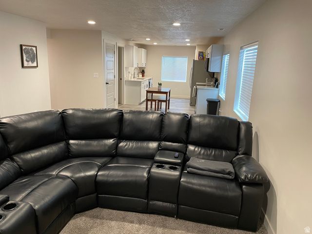 1372 W 400 S, Syracuse, UT 84075