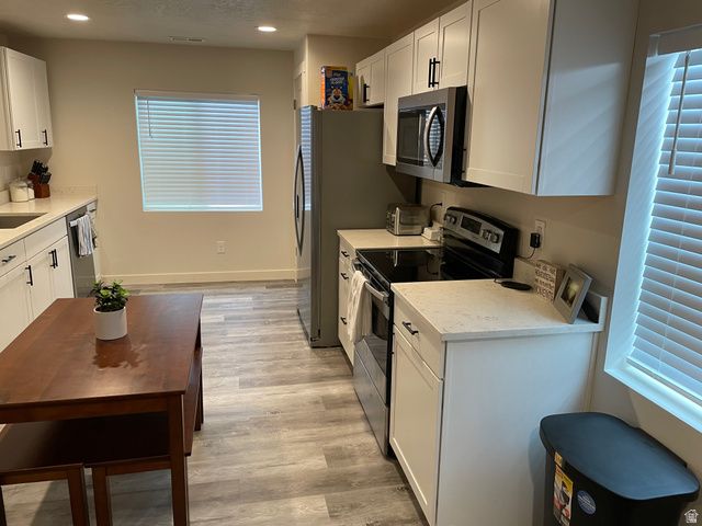 1372 W 400 S, Syracuse, UT 84075