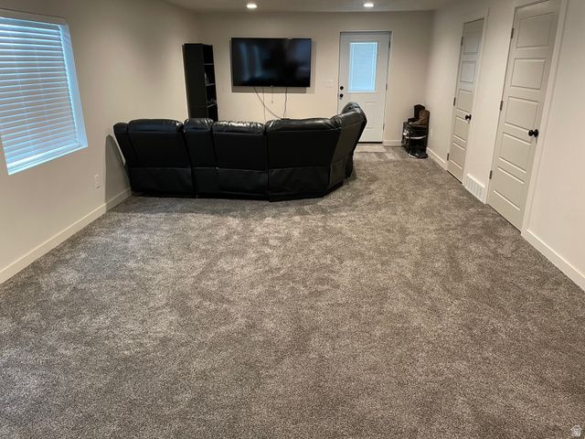1372 W 400 S, Syracuse, UT 84075