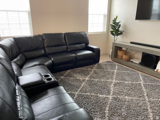1372 W 400 S, Syracuse, UT 84075
