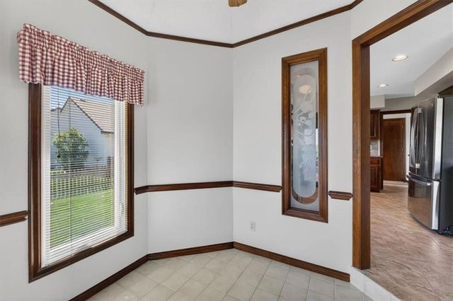 4933 SW Raintree Parkway, Lee's Summit, MO 64082