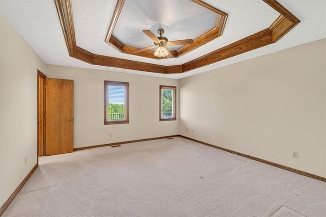 4933 SW Raintree Parkway, Lee's Summit, MO 64082