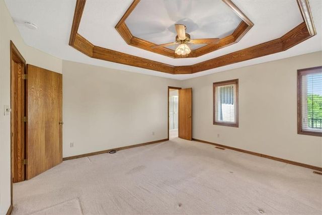 4933 SW Raintree Parkway, Lee's Summit, MO 64082