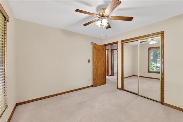 4933 SW Raintree Parkway, Lee's Summit, MO 64082