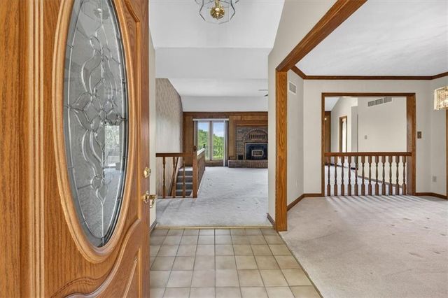 4933 SW Raintree Parkway, Lee's Summit, MO 64082