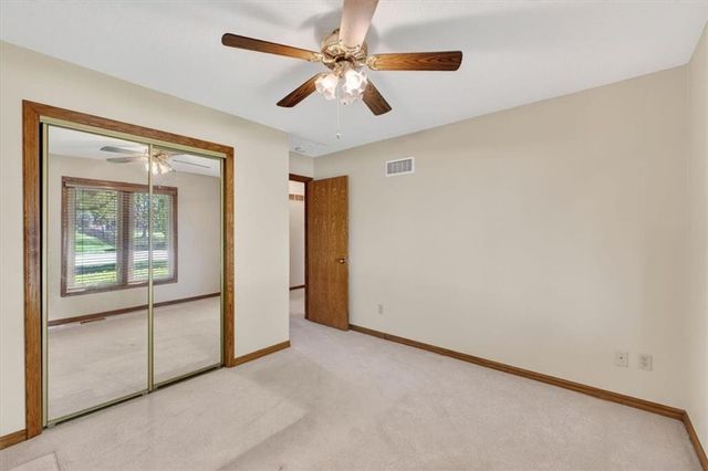4933 SW Raintree Parkway, Lee's Summit, MO 64082