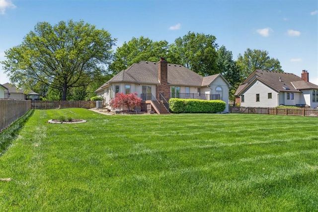 4933 SW Raintree Parkway, Lee's Summit, MO 64082