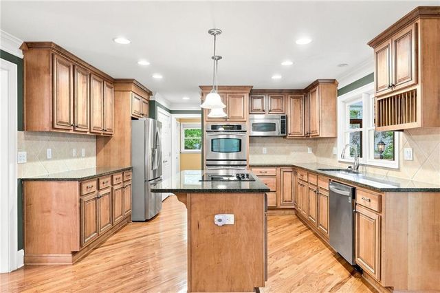 412 Pebblestone Court SE, Marietta, GA 30067
