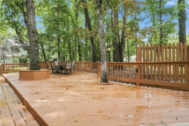 412 Pebblestone Court SE, Marietta, GA 30067