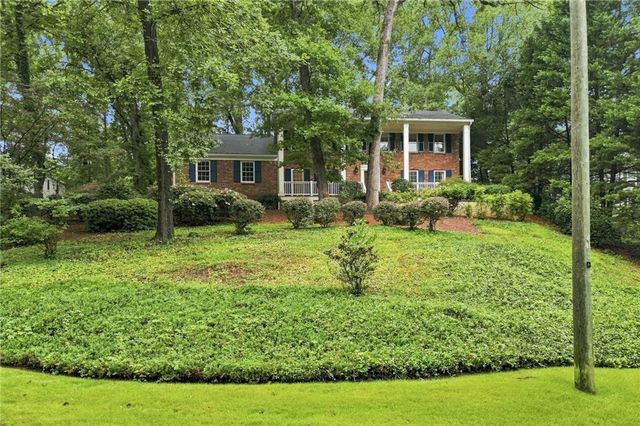 412 Pebblestone Court SE, Marietta, GA 30067