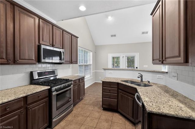 4006 Chianti Way, Greensboro, NC 27410