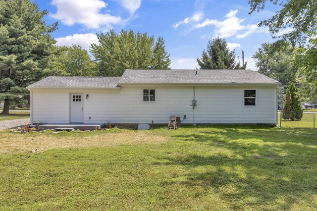 53 3rd Avenue SW, Pataskala, OH 43062