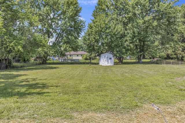 53 3rd Avenue SW, Pataskala, OH 43062