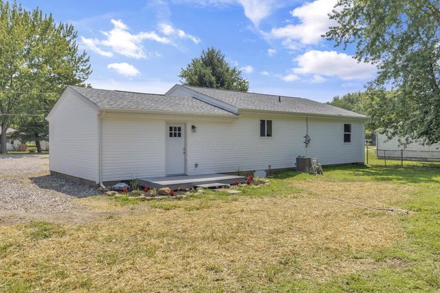 53 3rd Avenue SW, Pataskala, OH 43062