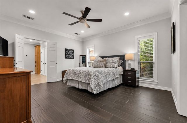 9310 Amberwood Court, College Station, TX 77845