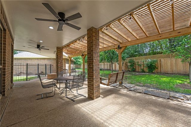 9310 Amberwood Court, College Station, TX 77845