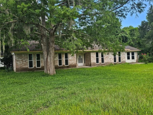 132 Otter Trail, Lake Jackson, TX 77566