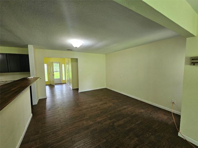 132 Otter Trail, Lake Jackson, TX 77566