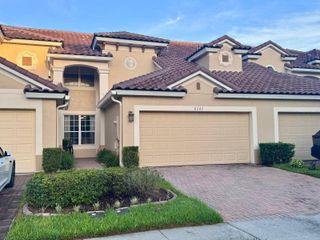 8242 VIA VERONA, Orlando, FL 32836