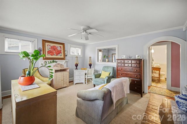 222 N Linwood Avenue, Charlotte, NC 28216