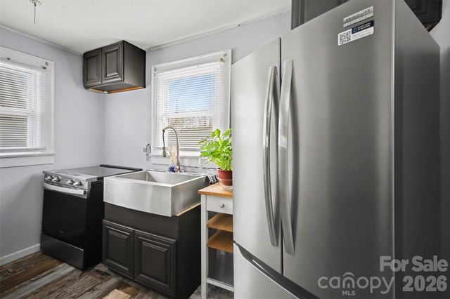 222 N Linwood Avenue, Charlotte, NC 28216