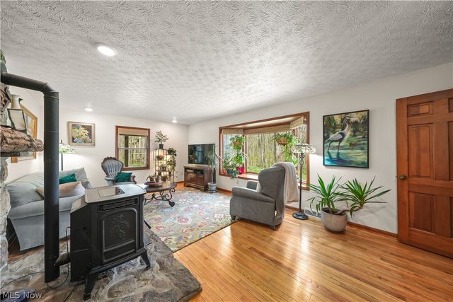 5300 Hayes Road, Ravenna, OH 44266