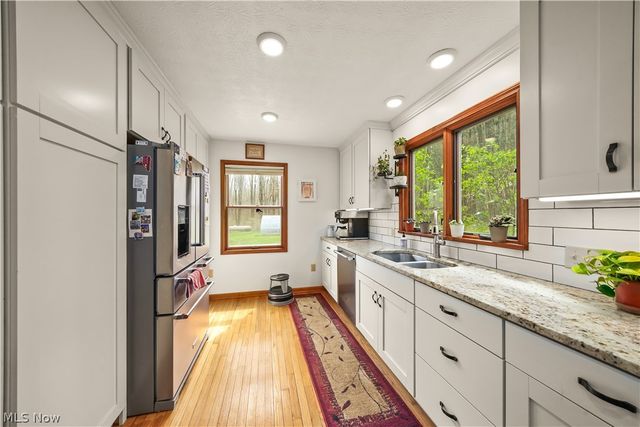 5300 Hayes Road, Ravenna, OH 44266