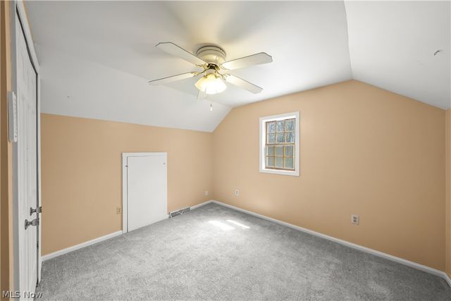 5300 Hayes Road, Ravenna, OH 44266