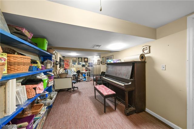 5300 Hayes Road, Ravenna, OH 44266
