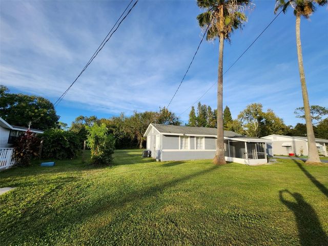 2212 LAKEVIEW STREET, Lakeland, FL 33801