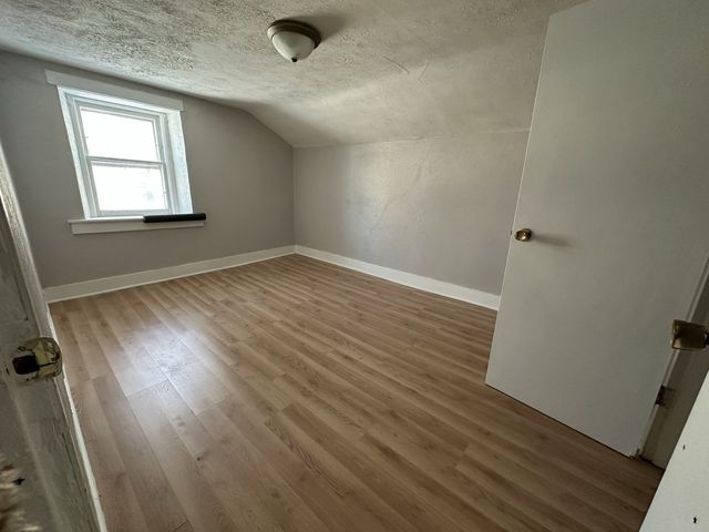 1704 Main Street, Peru, IL 61354