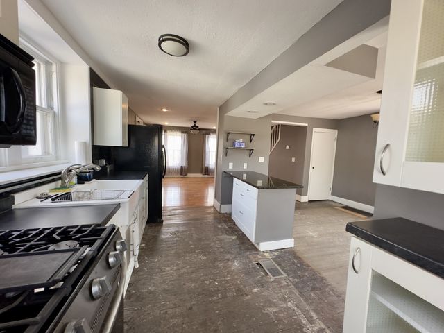 1704 Main Street, Peru, IL 61354