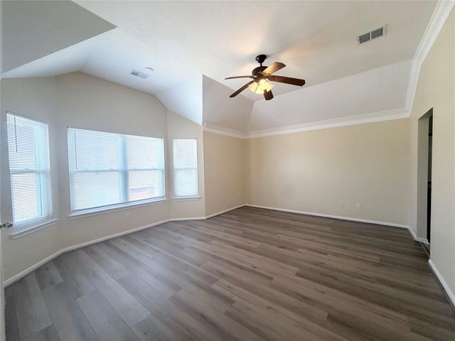 12211 Meadow Crest Court, Meadows Place, TX 77477