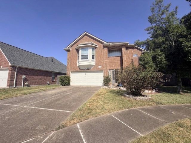 12211 Meadow Crest Court, Meadows Place, TX 77477