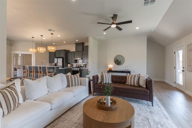 7528 NW 135th Street, Oklahoma City, OK 73142
