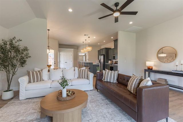 7528 NW 135th Street, Oklahoma City, OK 73142