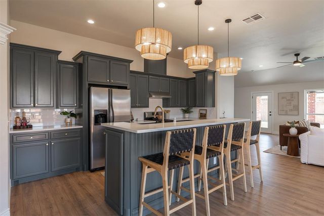 7528 NW 135th Street, Oklahoma City, OK 73142