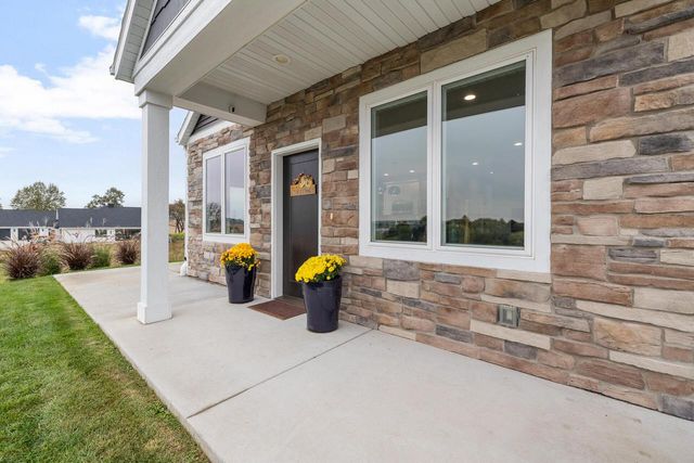 234 Watertower CIRCLE, Iron Ridge, WI 53035