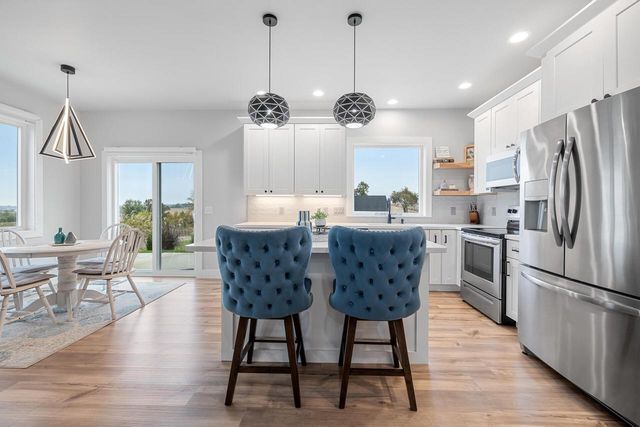 234 Watertower CIRCLE, Iron Ridge, WI 53035