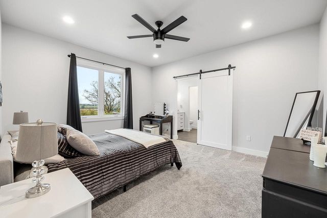 234 Watertower CIRCLE, Iron Ridge, WI 53035