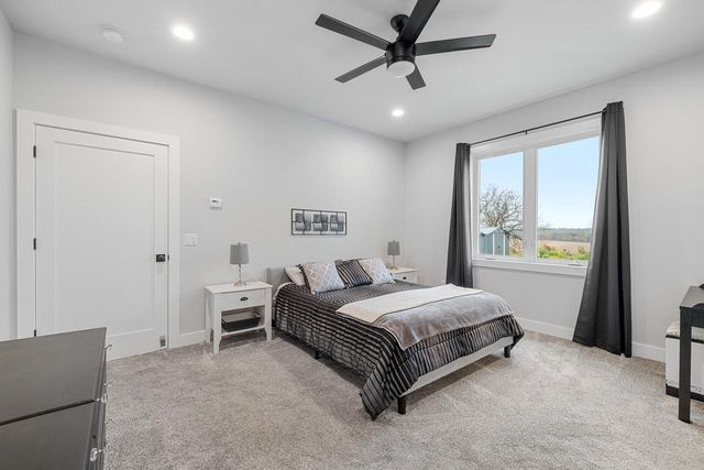 234 Watertower CIRCLE, Iron Ridge, WI 53035